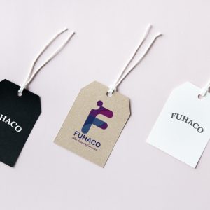 Huy hiệu, nhãn mác